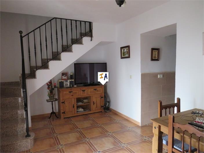 Image No.11-3 Bed House for sale