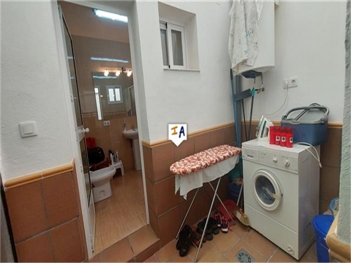 Image No.5-4 Bed House for sale