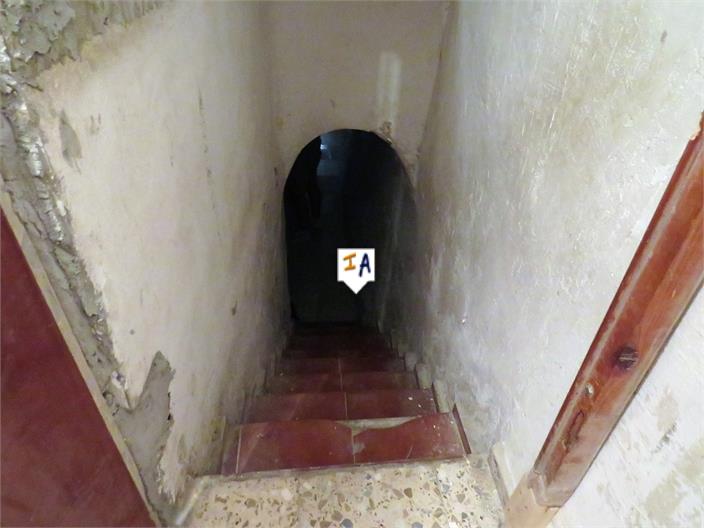 Image No.13-2 Bed House for sale