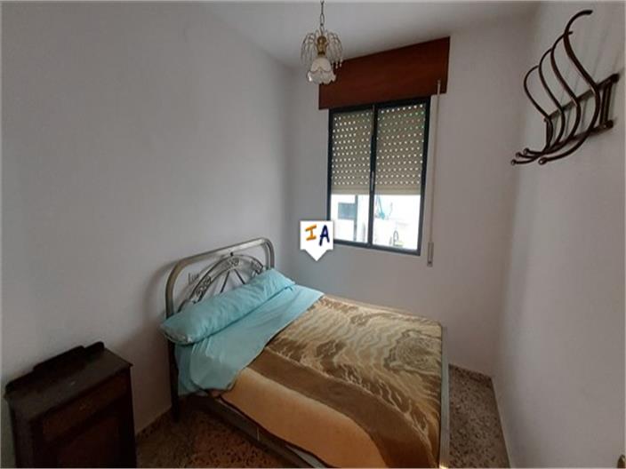 Image No.13-4 Bed Property for sale