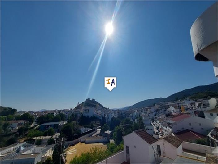 Image No.4-4 Bed Property for sale