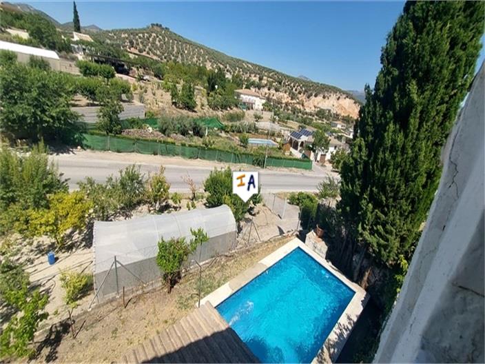 Image No.4-4 Bed House for sale