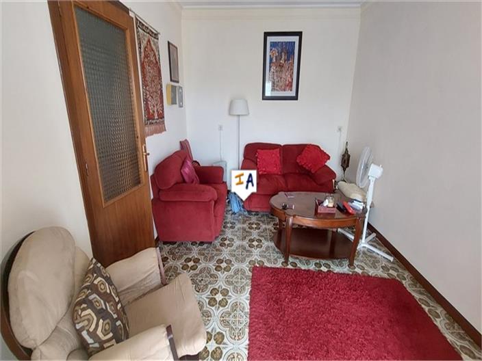 Image No.8-4 Bed House for sale