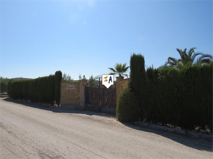 Image No.13-2 Bed Farmhouse for sale