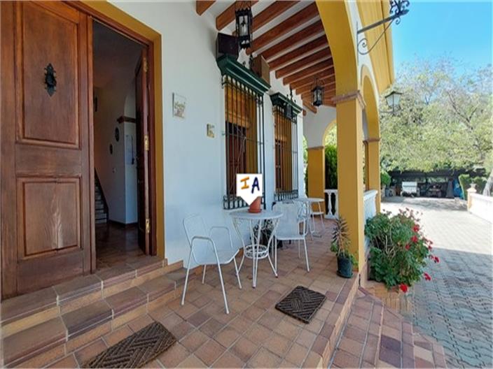 Image No.4-4 Bed Farmhouse for sale