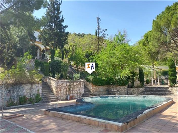 Image No.7-4 Bed Farmhouse for sale