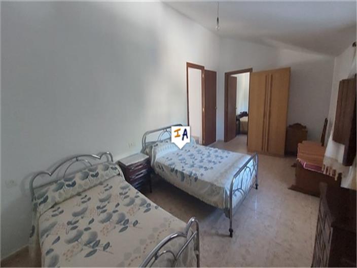 Image No.13-6 Bed Farmhouse for sale