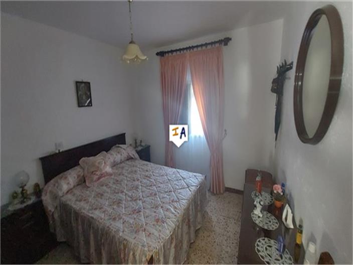 Image No.9-6 Bed Farmhouse for sale