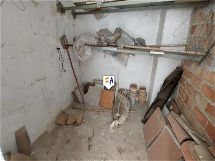 Image No.16-3 Bed House for sale