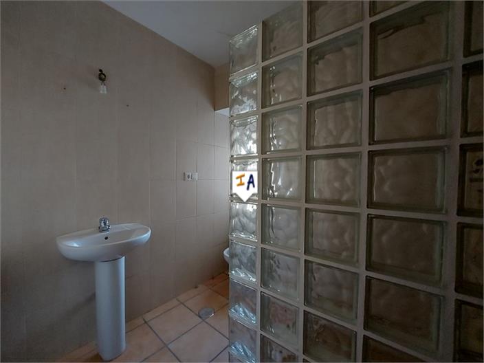 Image No.14-3 Bed House for sale