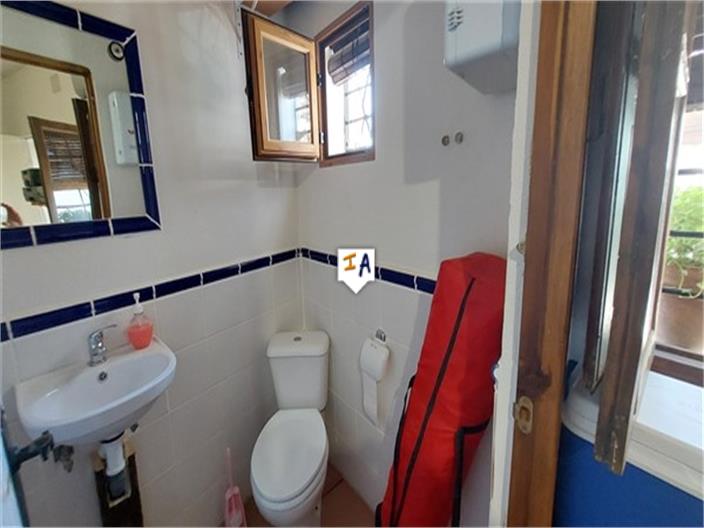 Image No.13-2 Bed House for sale