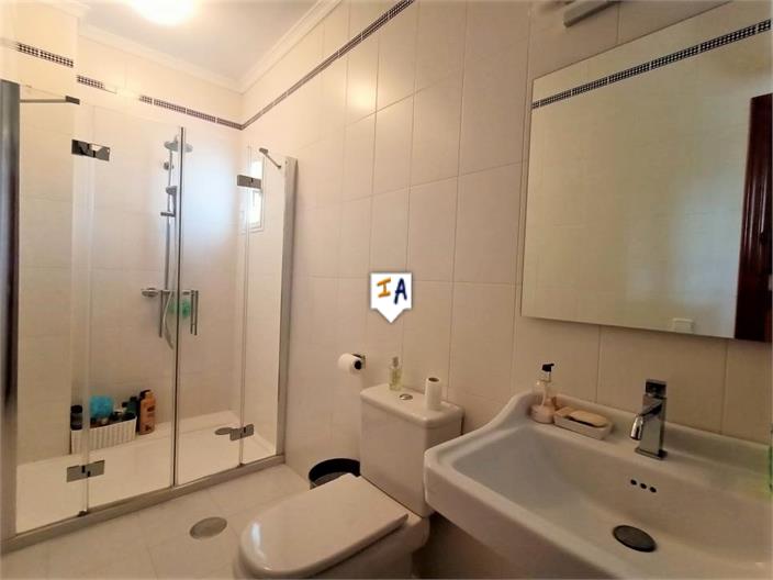 Image No.14-5 Bed Villa for sale