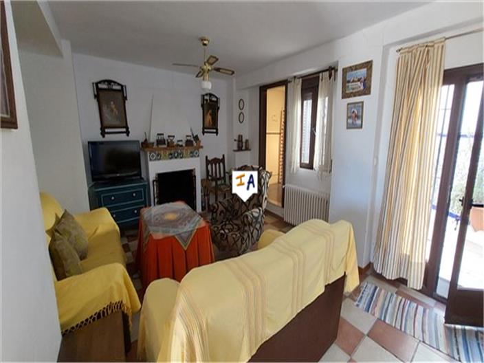 Image No.8-4 Bed House for sale