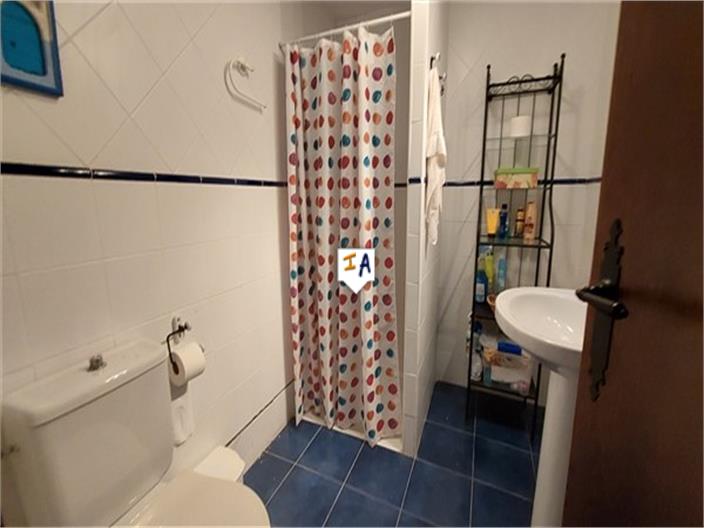 Image No.9-4 Bed House for sale