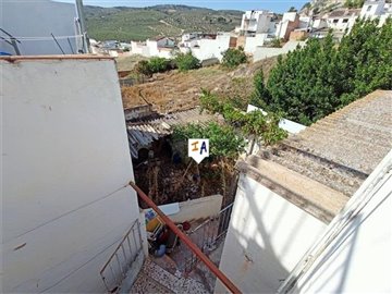 th568010