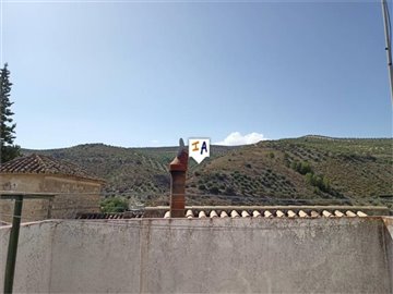 th568112