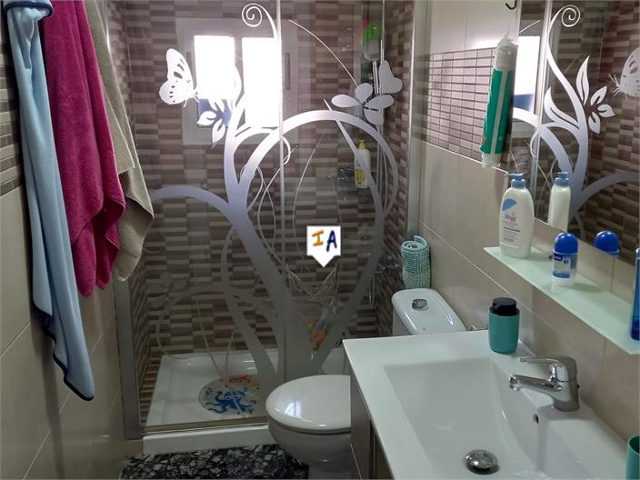 Image No.14-3 Bed House for sale