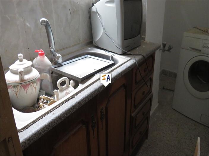 Image No.15-2 Bed House for sale