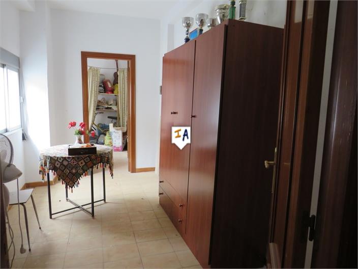 Image No.7-2 Bed House for sale