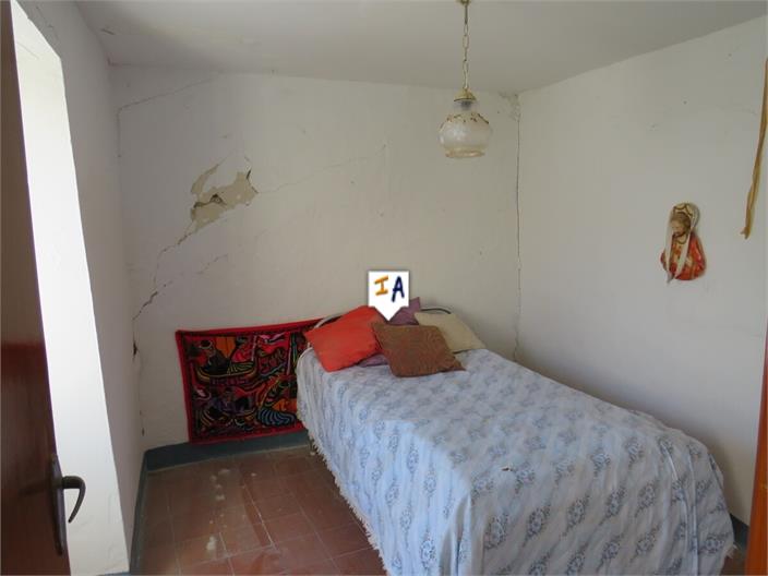 Image No.12-3 Bed House for sale