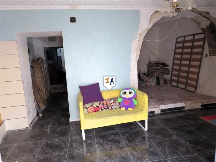 Image No.9-3 Bed House for sale