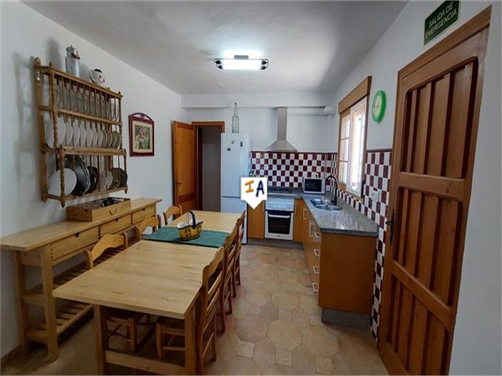 Image No.8-Ferme de 6 chambres à vendre à Iznájar