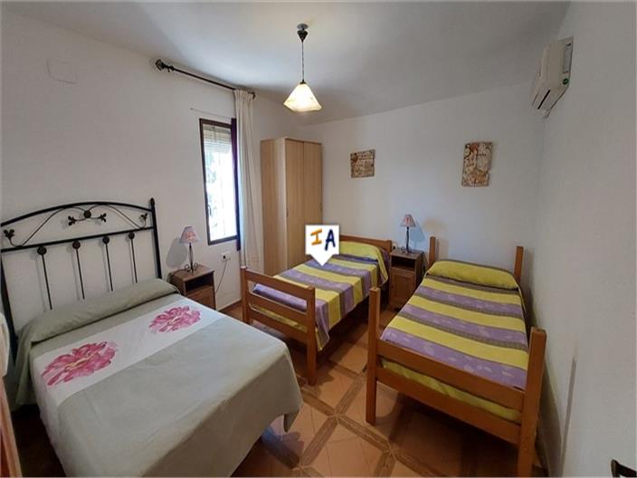 Image No.10-Ferme de 6 chambres à vendre à Iznájar