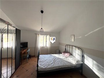 fi3077