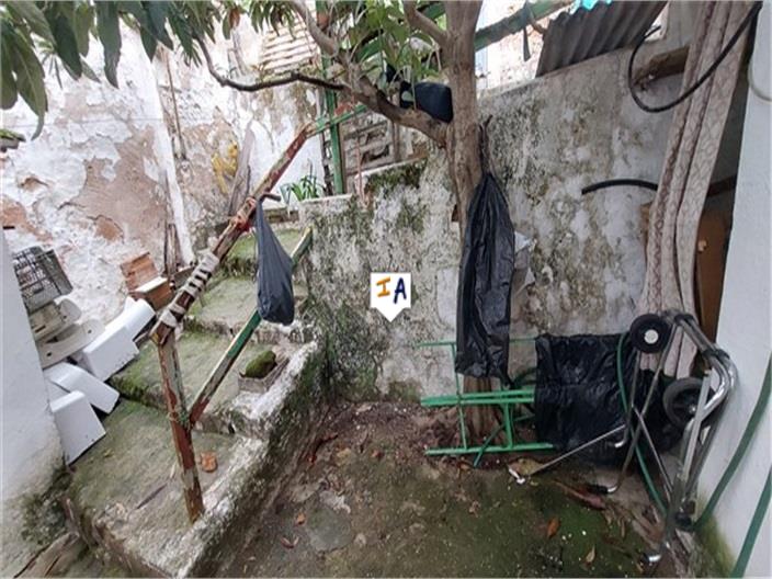 Image No.11-3 Bed House for sale