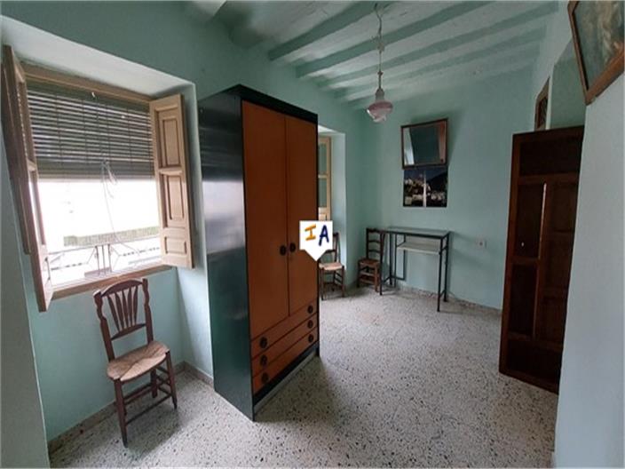 Image No.9-3 Bed House for sale