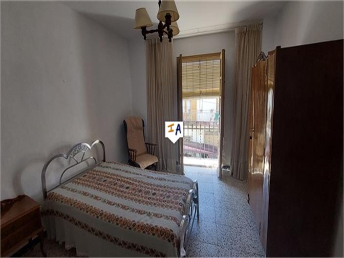 Image No.9-7 Bed House for sale