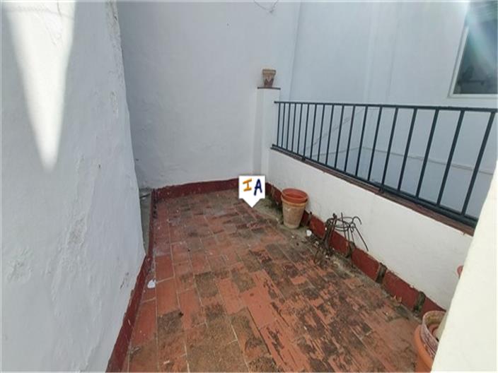 Image No.16-5 Bed House for sale