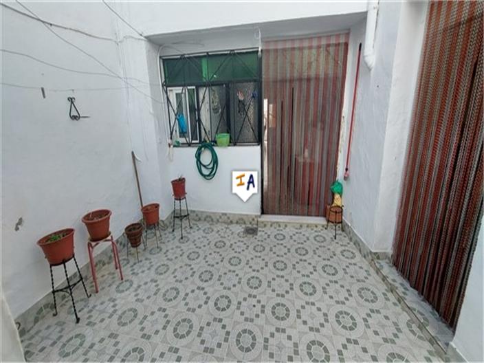 Image No.4-5 Bed House for sale