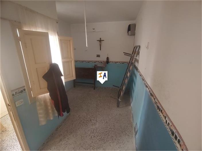 Image No.4-5 Bed House for sale