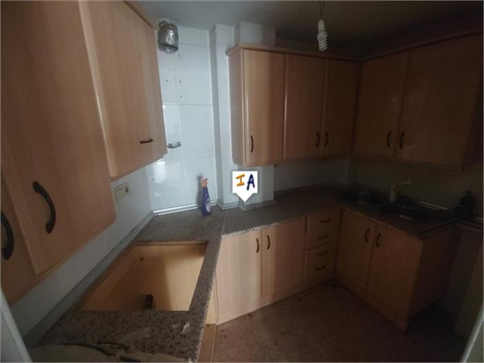 Image No.6-5 Bed House for sale