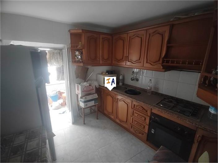 Image No.3-4 Bed House for sale