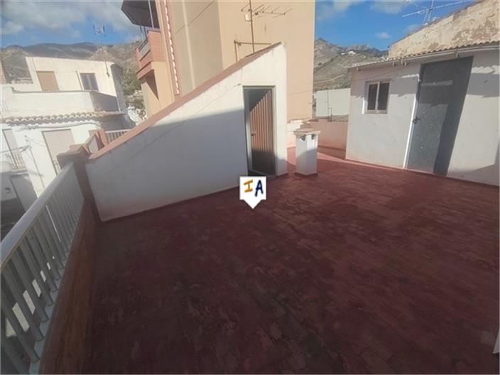 Image No.4-4 Bed House for sale