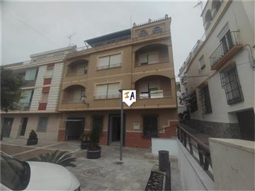 1 - Granada, House