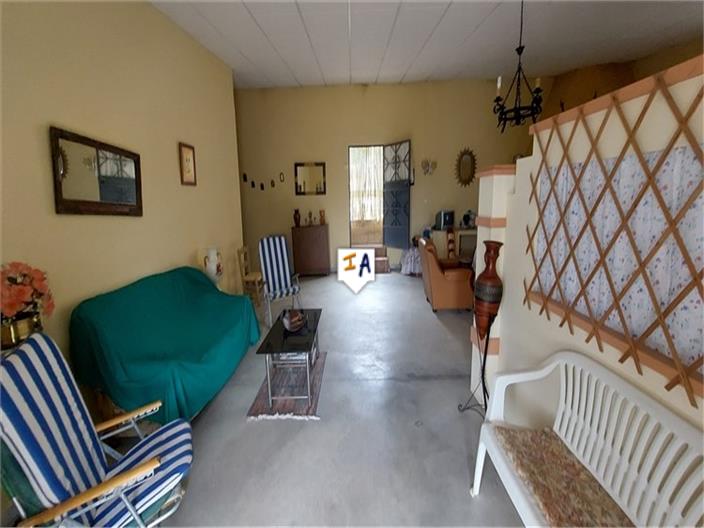 Image No.6-2 Bed House for sale