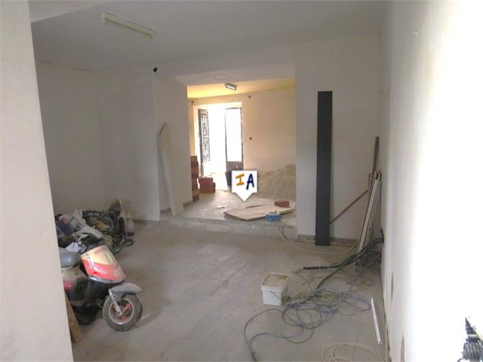 Image No.7-2 Bed House for sale