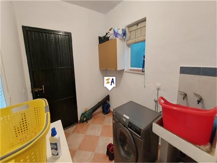 Image No.16-8 Bed Farmhouse for sale