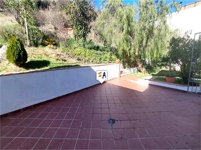 Image No.4-4 Bed House for sale