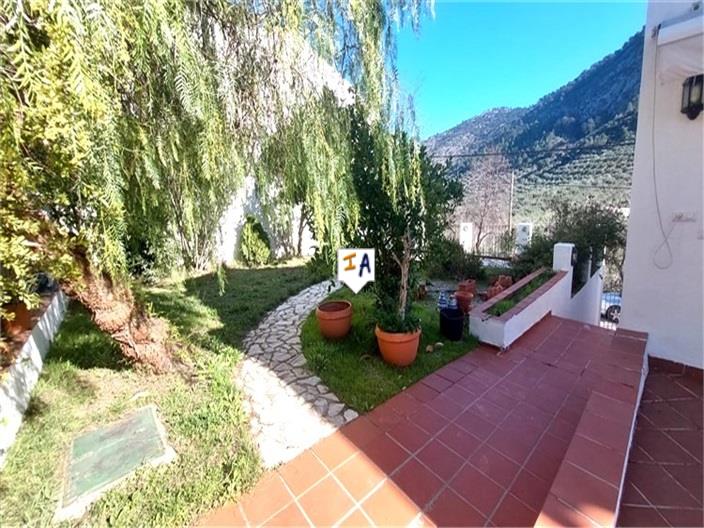 Image No.5-4 Bed House for sale