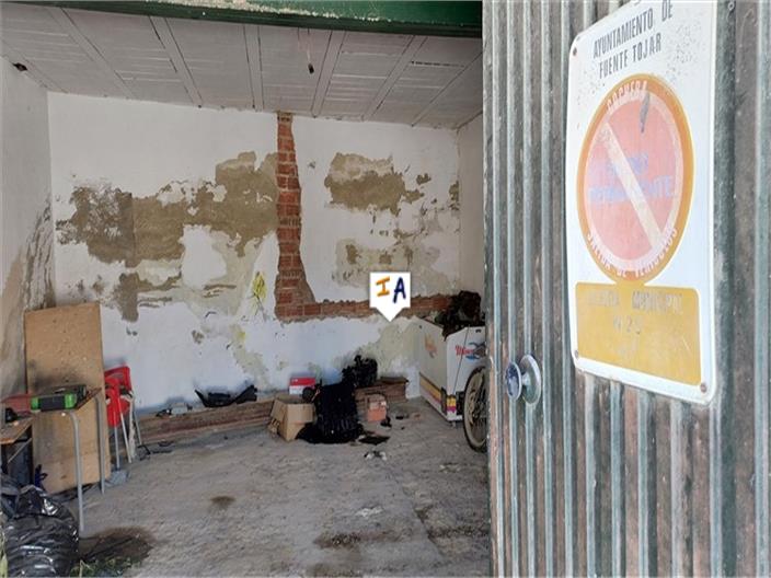 Image No.17-4 Bed House for sale