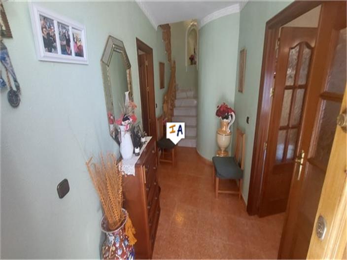 Image No.4-5 Bed House for sale