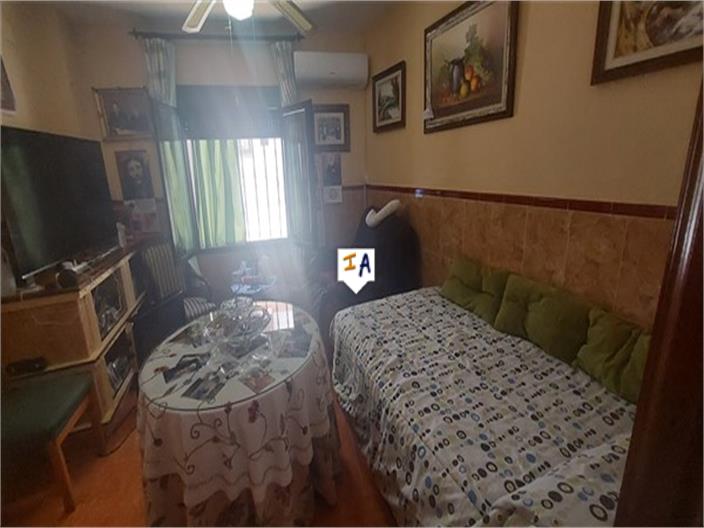 Image No.6-5 Bed House for sale