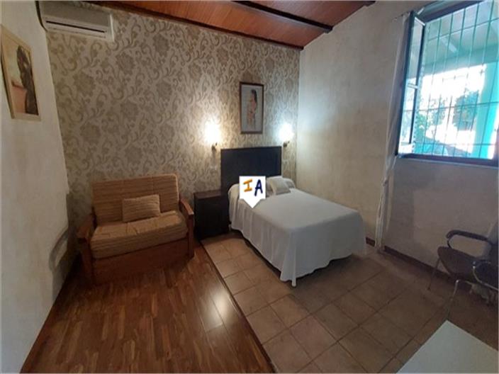 Image No.17-Commercial de 15 chambres à vendre à Luque