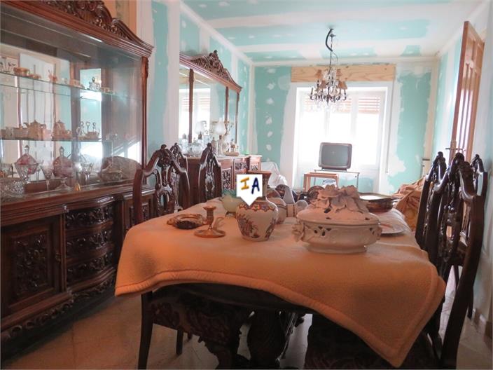 Image No.3-3 Bed House for sale