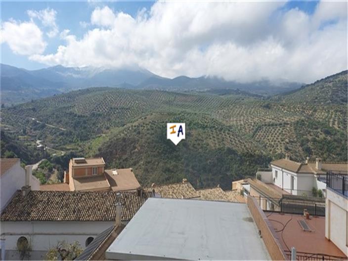 Image No.17-5 Bed House for sale