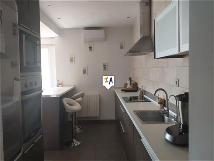 Image No.6-5 Bed House for sale